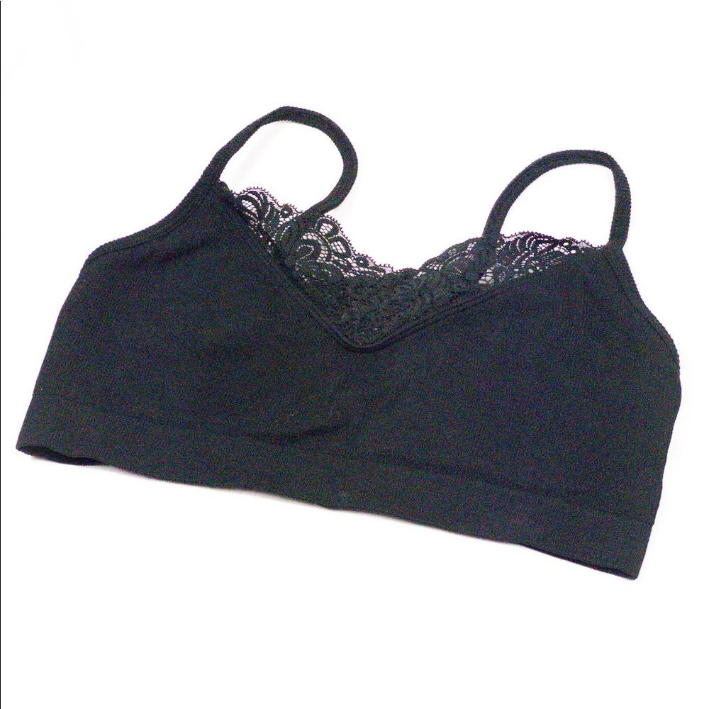 Black, Auden bra with v-neck lace.